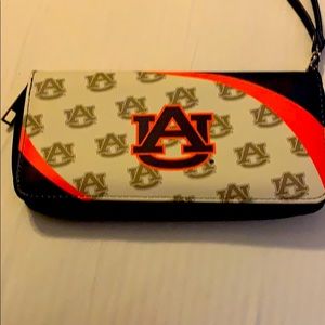 Auburn wallet